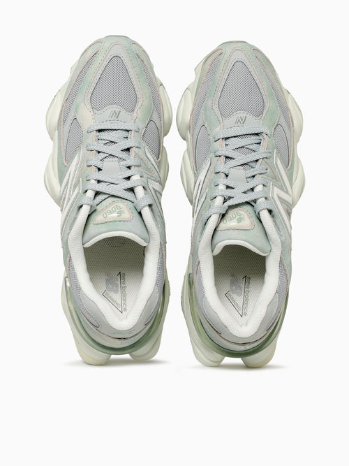 9060 Mosai Green suede Light Green / 4 / M
