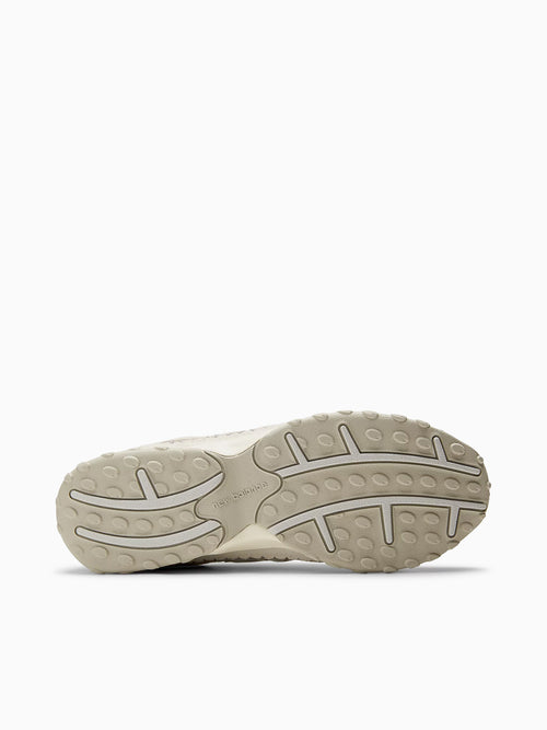 204l Sea Salt Suede Off White / 4 / M