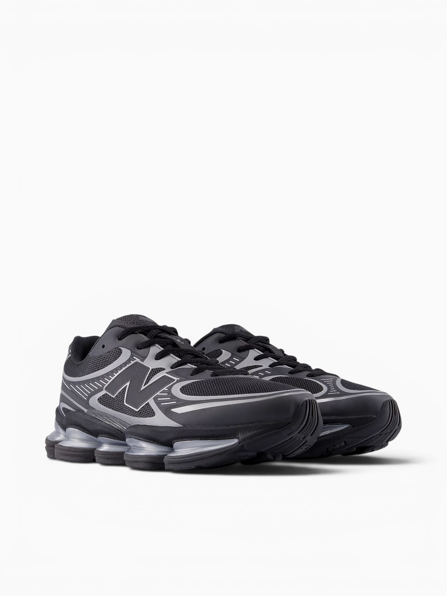 2000 Black Mesh Black / 8 / M