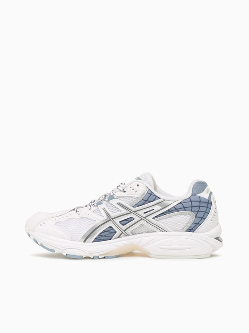 Gel Nimbus 10.1 White Slate blue leather White / 4 / M