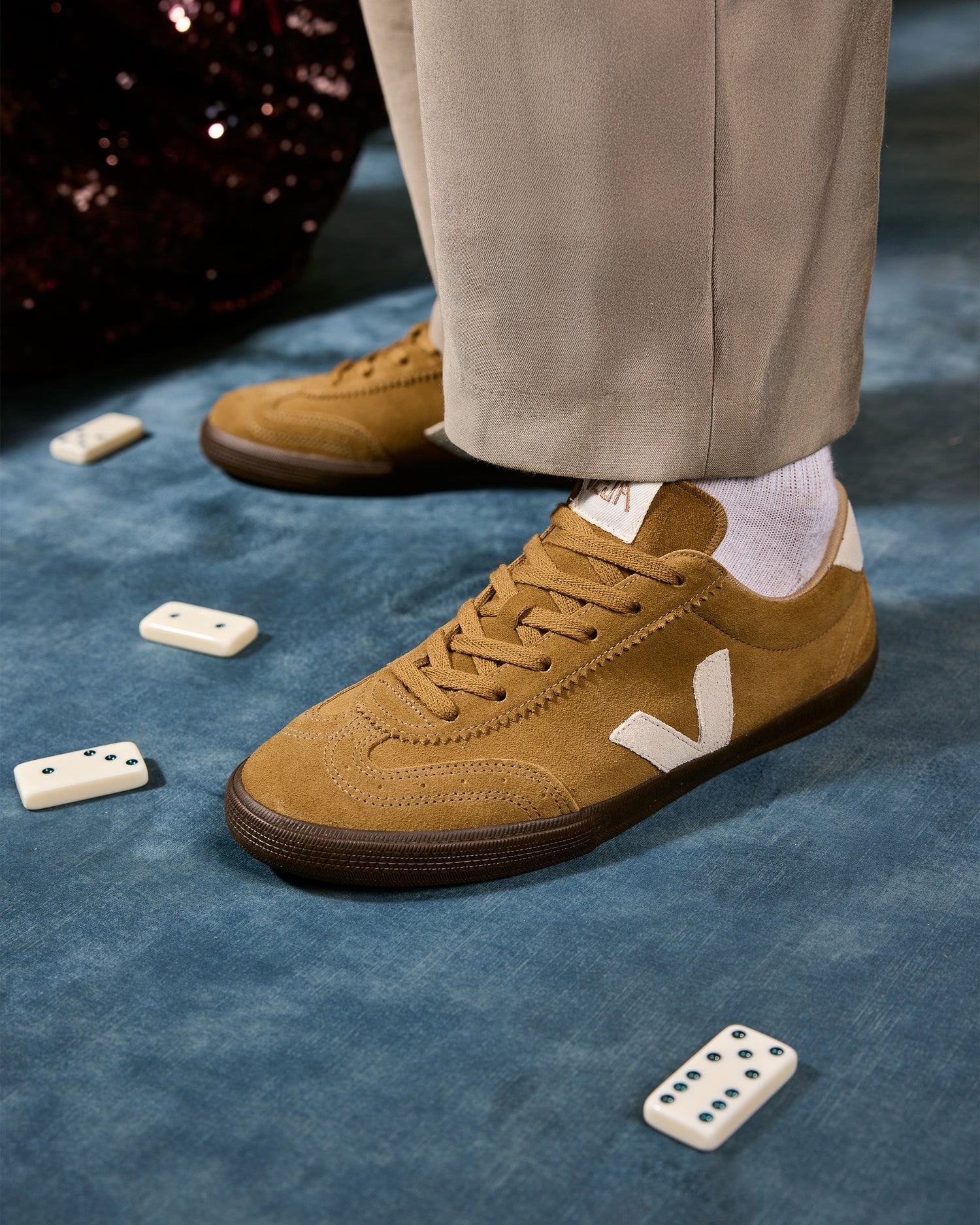Volley Natural Suede
