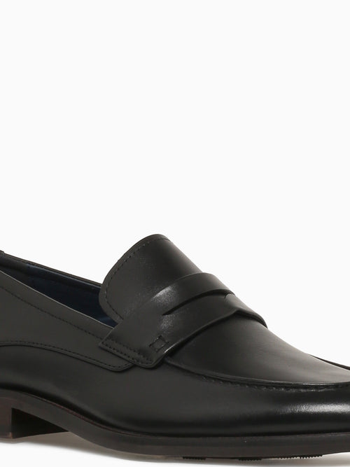 Constantine Black Brushed Calf Leather Black / 7 / M