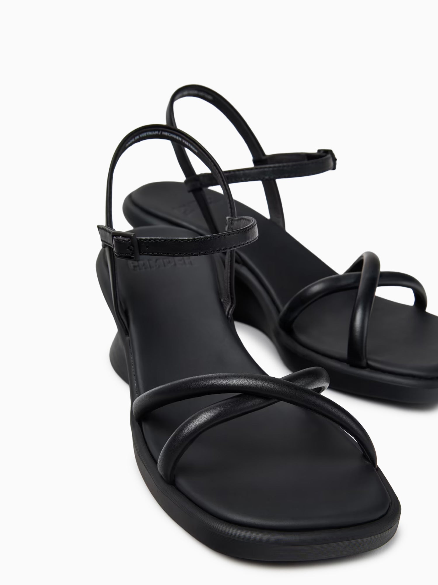 Louise Negro Ultrasoft Black / 36 / M