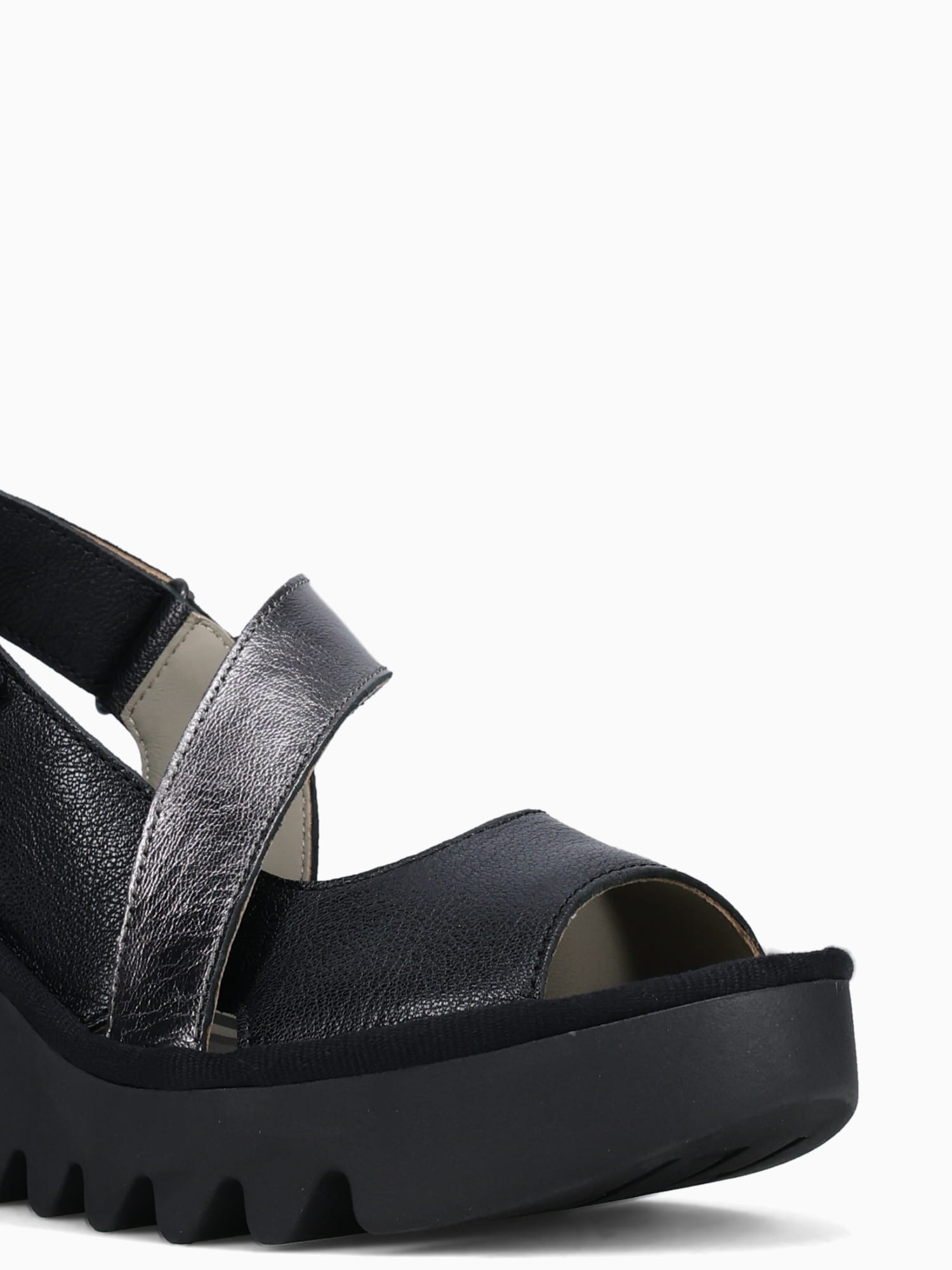 Basy605fly Black Graphite leather Black / 36 / M