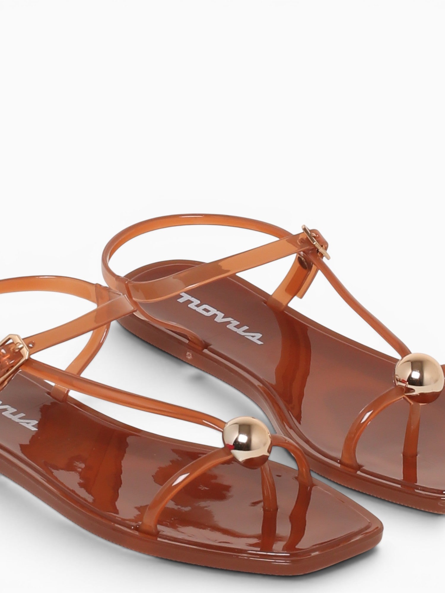 Maia Lt Tan Gold Metallic Grey / 5 / M