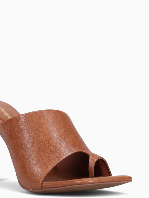 Allocate Tan Kid Leather Tan / 5 / M