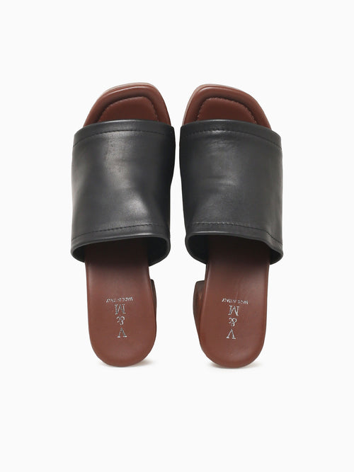 1240 Black Leather Black / 36 / M