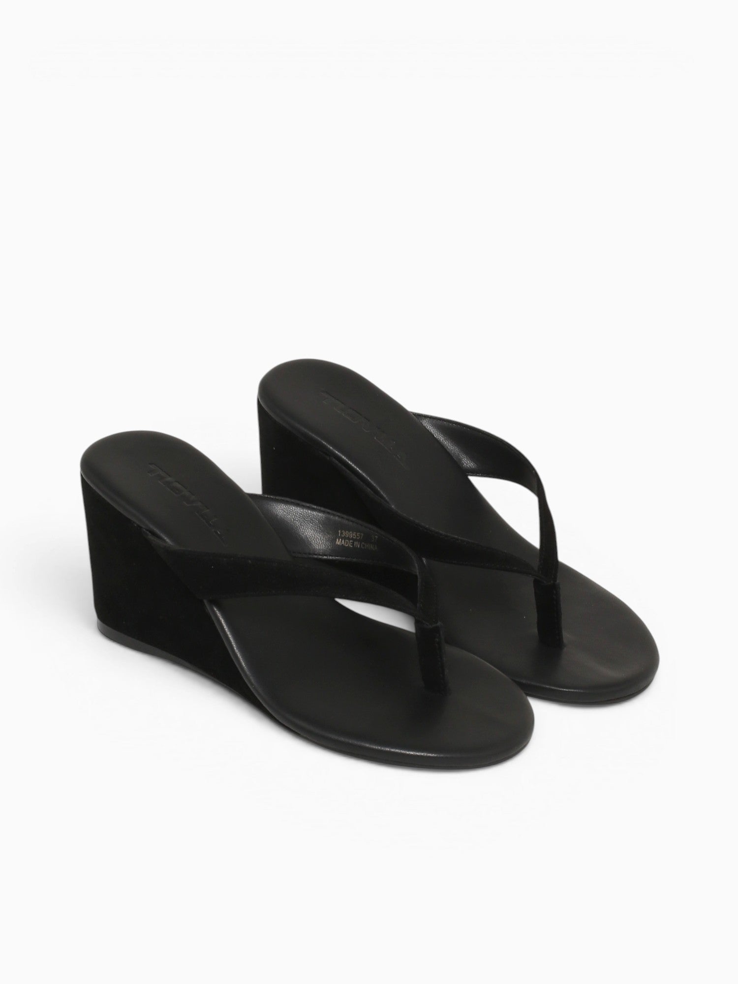 Ecrin Black Suede Black / 36 / M