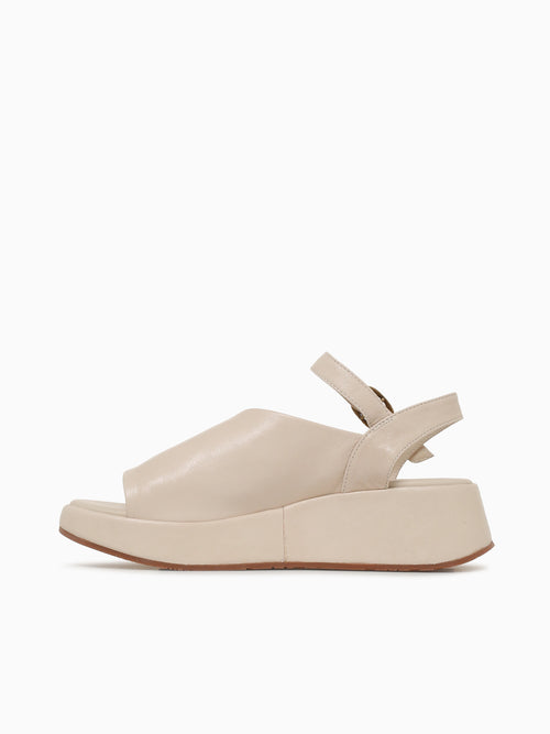 Etta White Sand Leather Other / 6 / M