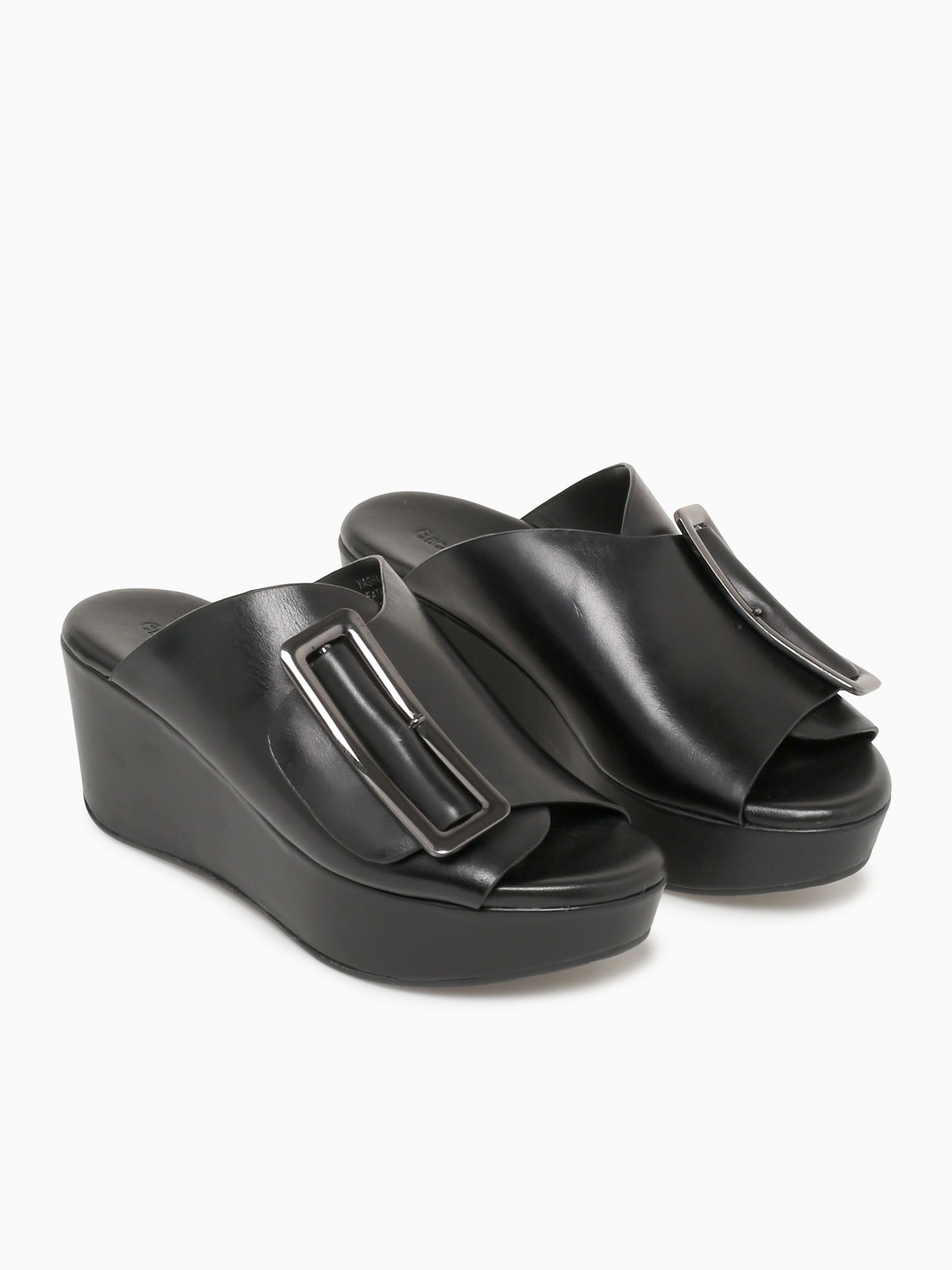 Yasha Black Leather Black / 6 / M