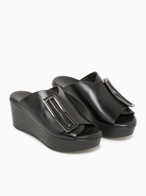 Yasha Black Leather Black / 6 / M
