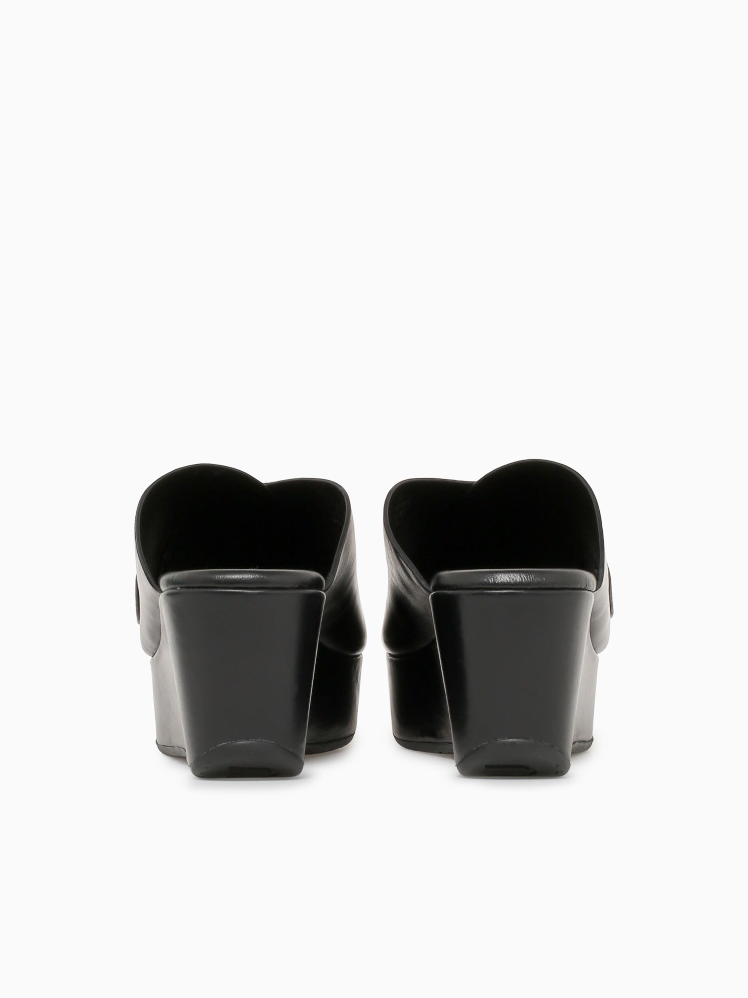Yasha Black Leather Black / 6 / M