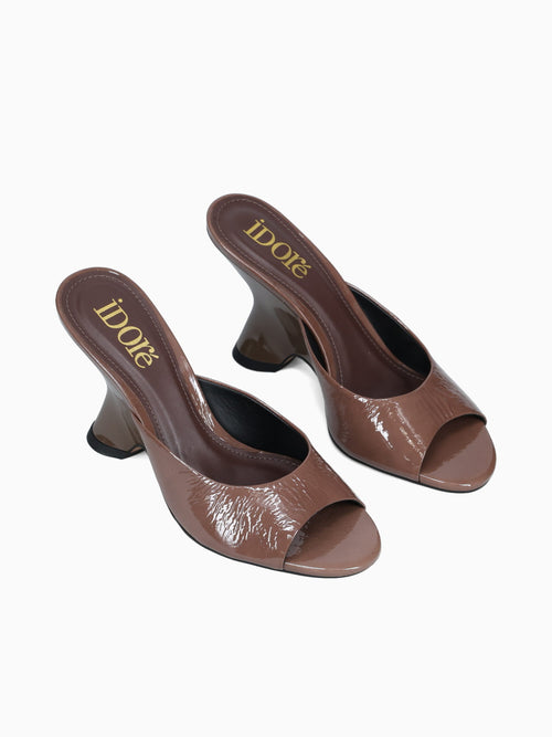 Sahira Bourbon Verniz Artemis Brown / 5 / M