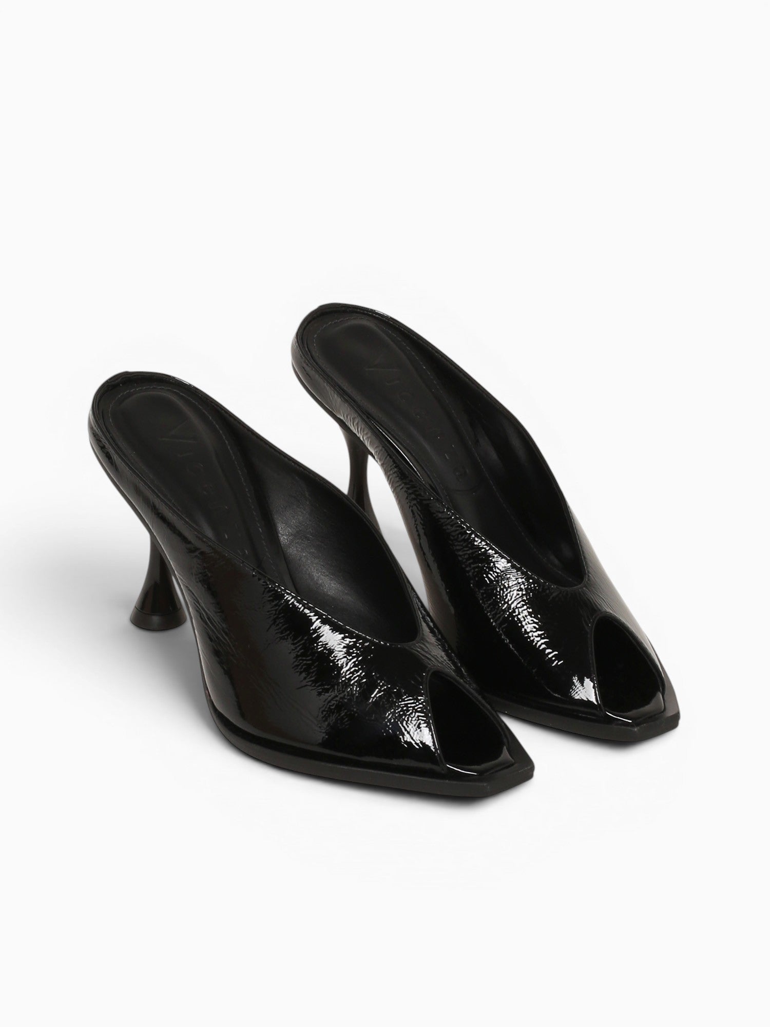 Thea Preto Verniz Artemis Black / 5 / M