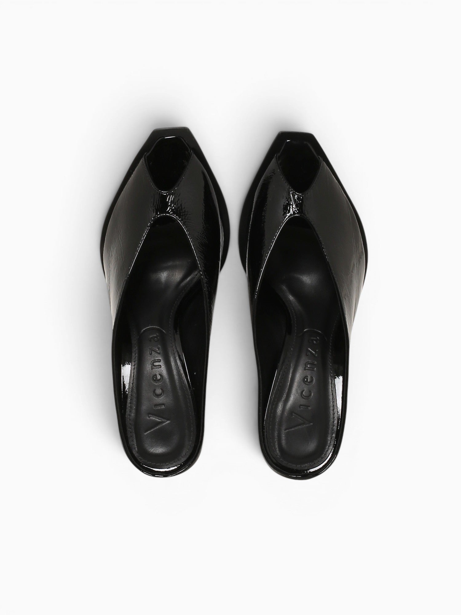 Thea Preto Verniz Artemis Black / 5 / M