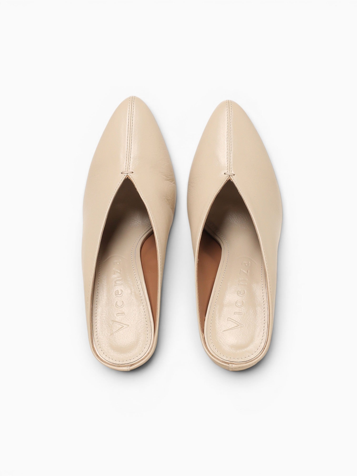 Trina Off White Veneto Off White / 5 / M