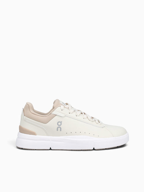 The Roger Advantage Sand Grain leather