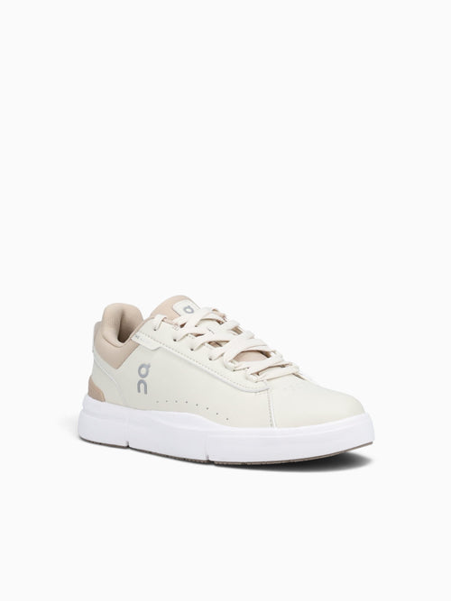 The Roger Advantage Sand Grain leather