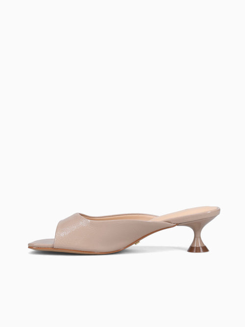 Colette Taupe Glossy Patent Taupe / 5 / M