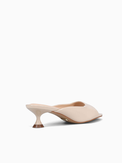 Colette Cream Glossy Patent Off White / 5 / M