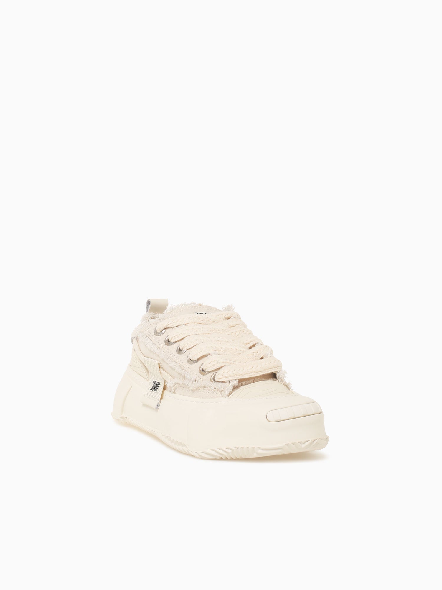 Elevate Cream Canvas Off White / 8 / M