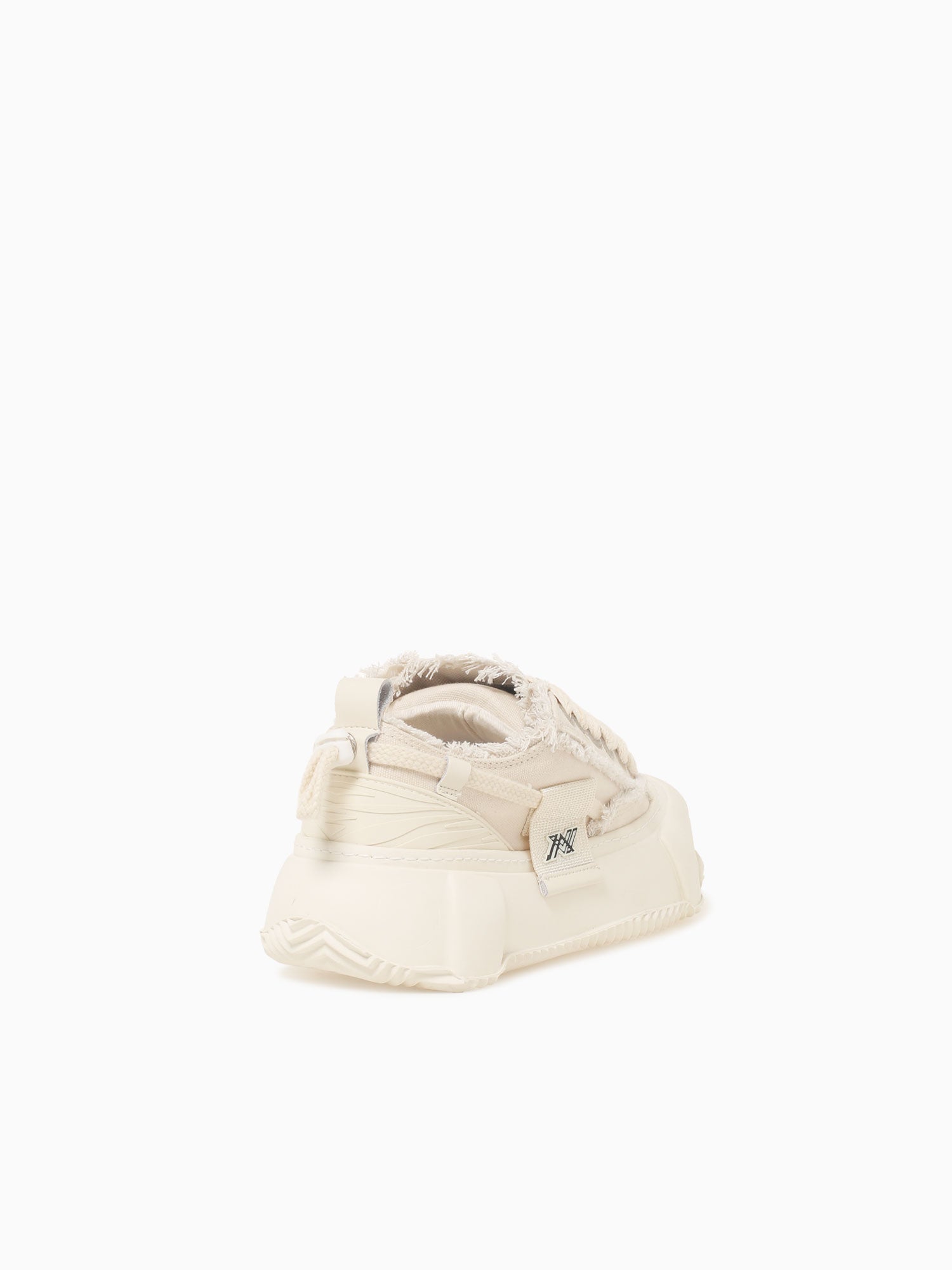 Elevate Cream Canvas Off White / 8 / M