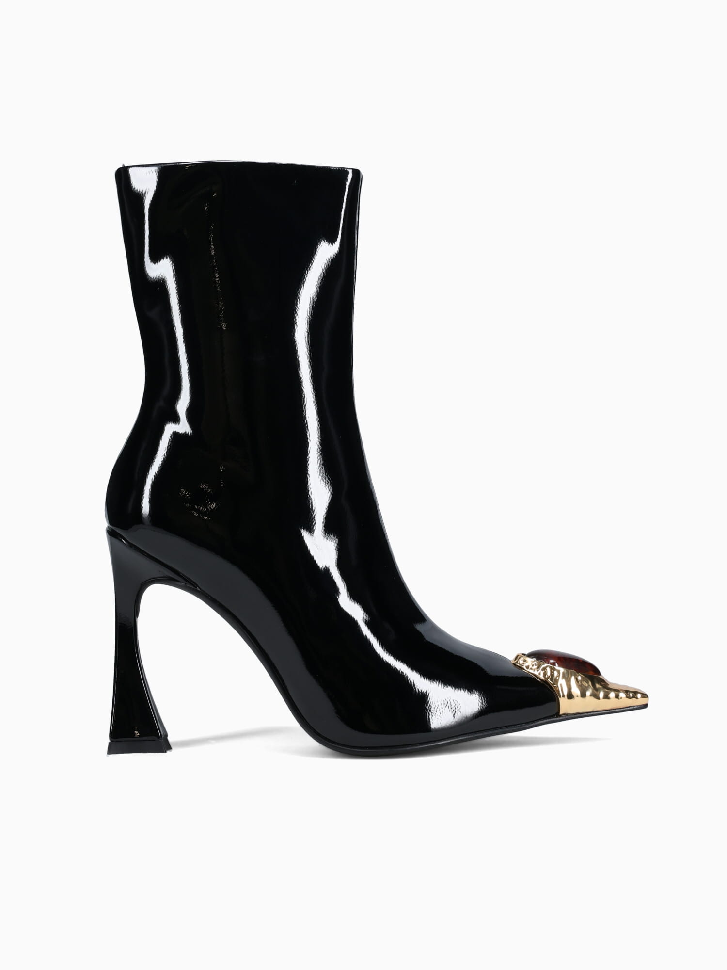 The Stone Black Patent Black / 5 / M