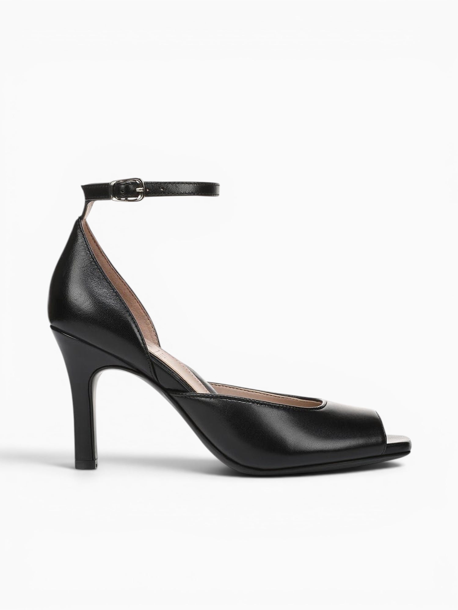 Asha Black Leather Black / 5 / M