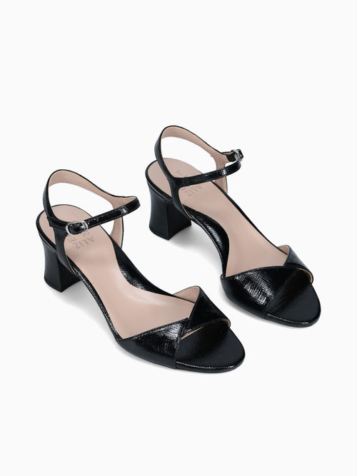 Nyla Black Textured Patent Black / 5 / M