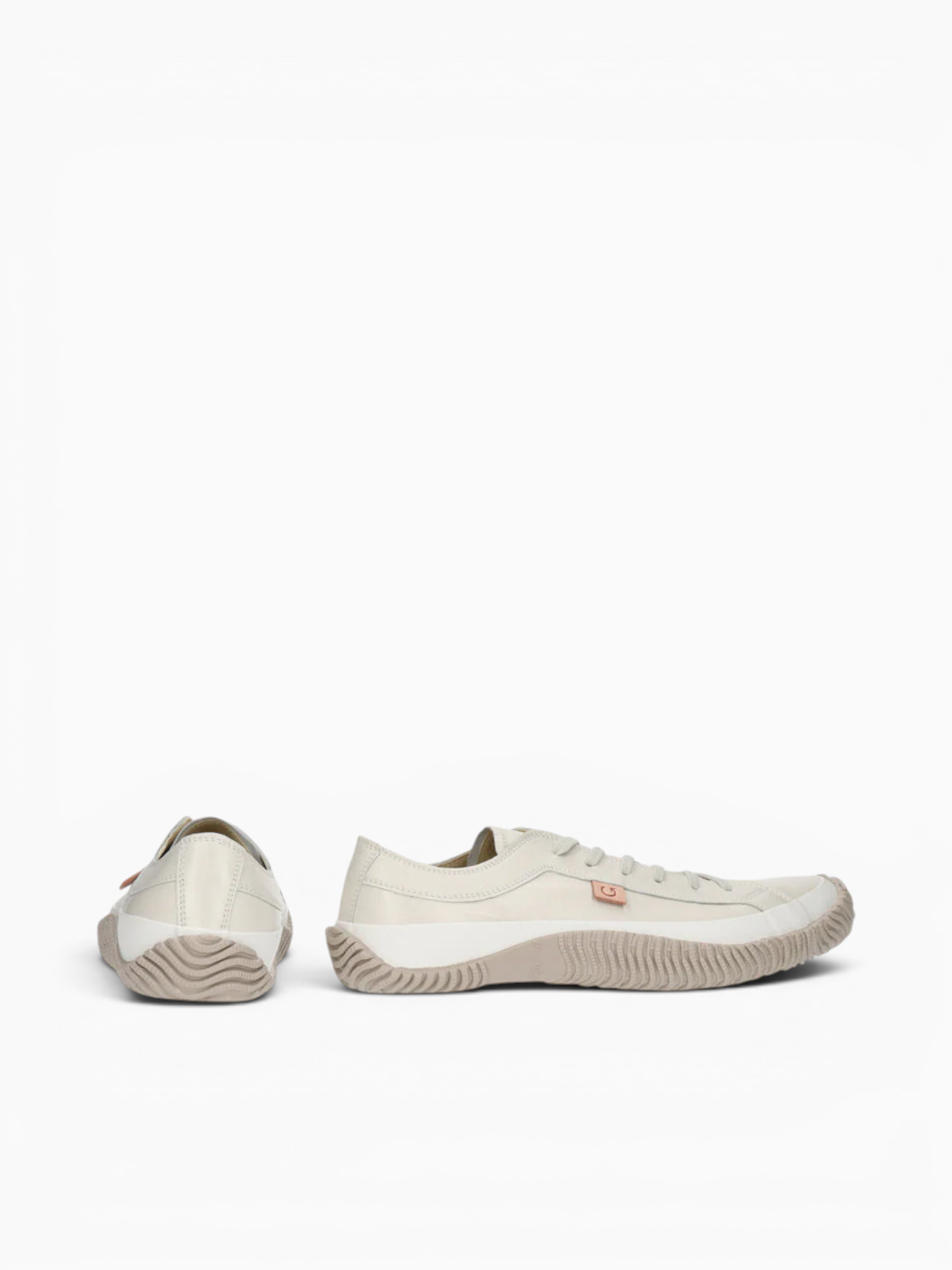 Iconic Ivory Leather Off White / 8 / M