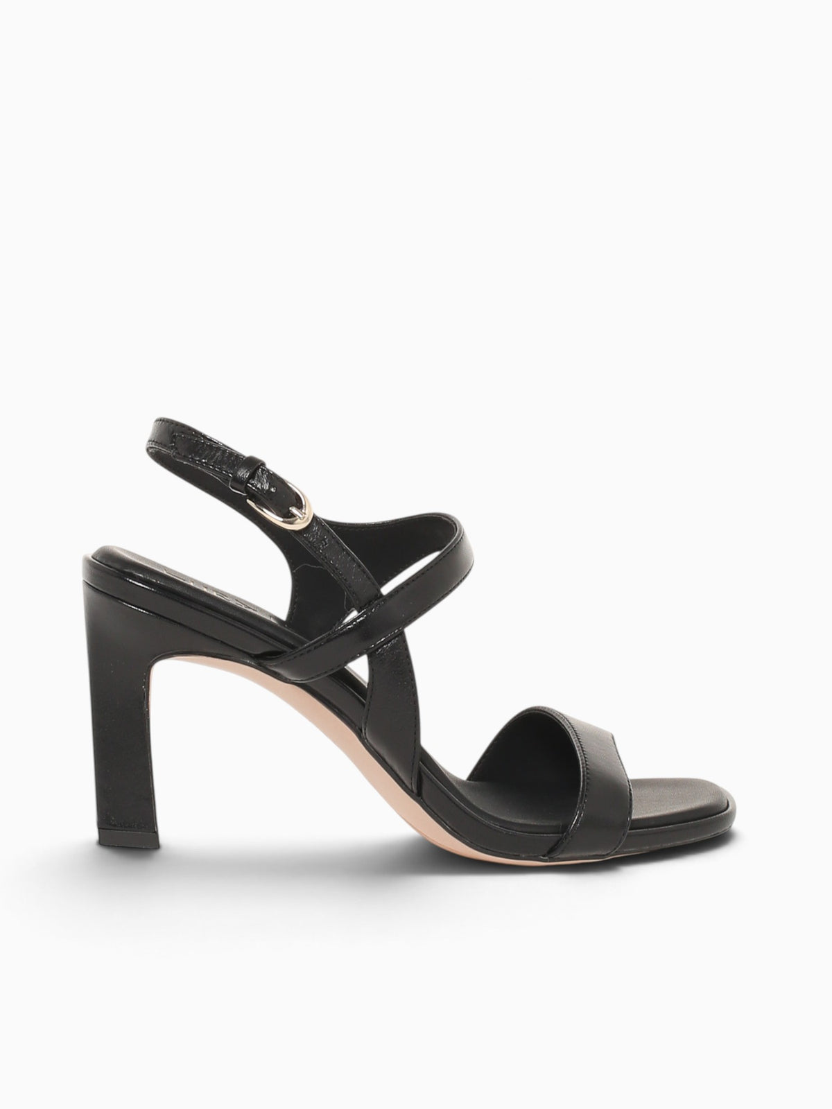 Suri Black Leather Black / 5 / M