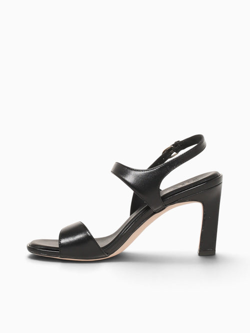 Suri Black Leather Black / 5 / M