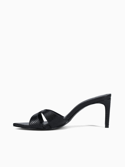 Sophia Black Leather Black / 5 / M