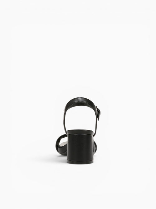 Izzy Black Leather Black / 5 / M