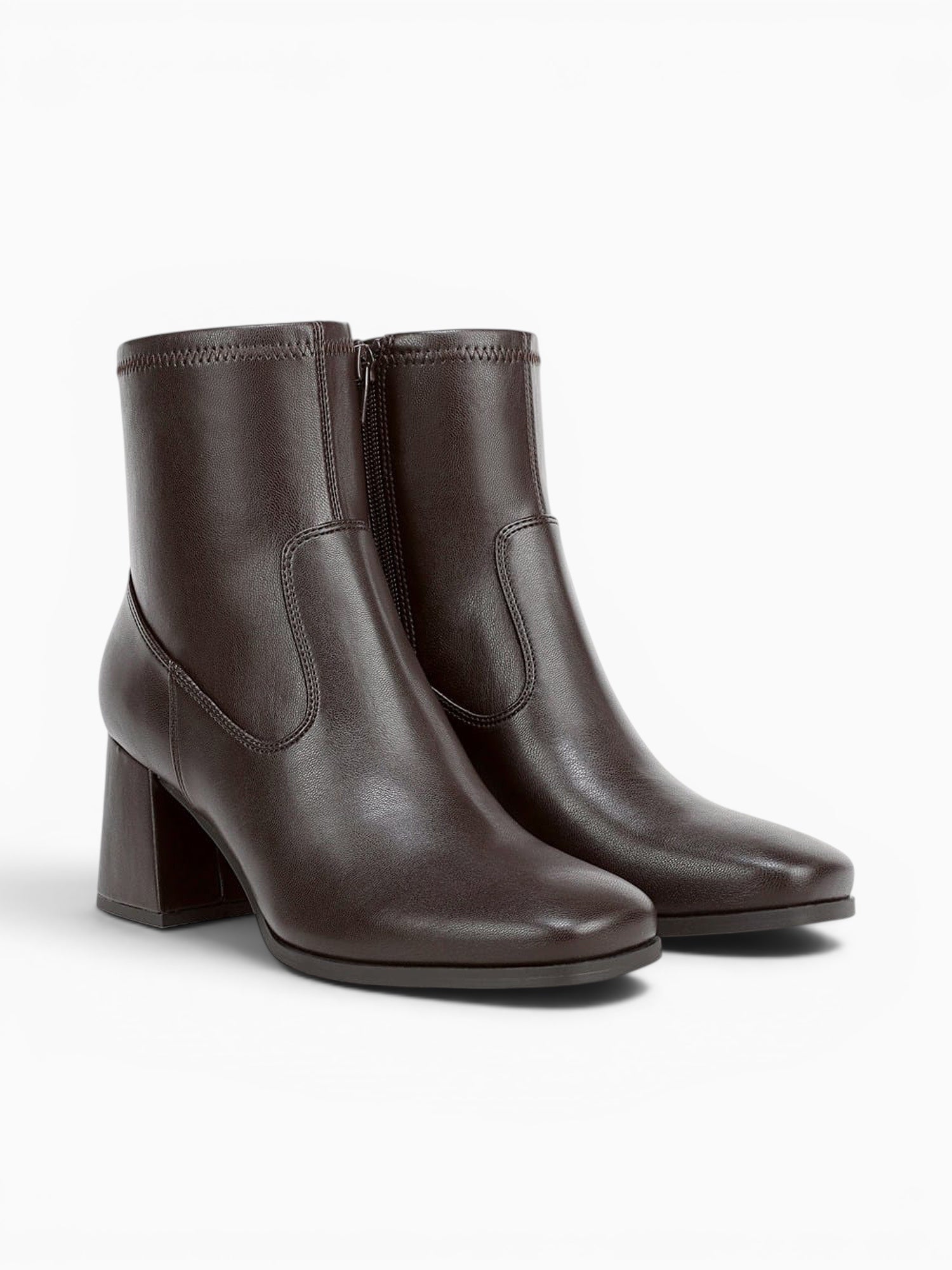 Henny Dark Chocolate Smooth Dark Brown / 5 / M