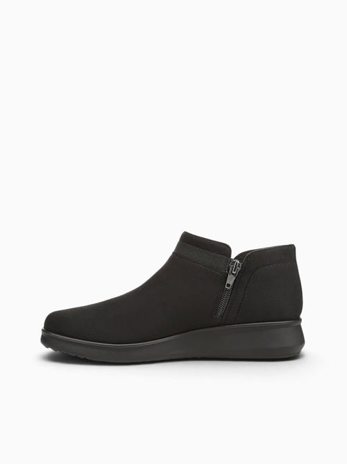 Flynn Black Fabric Black / 5 / M