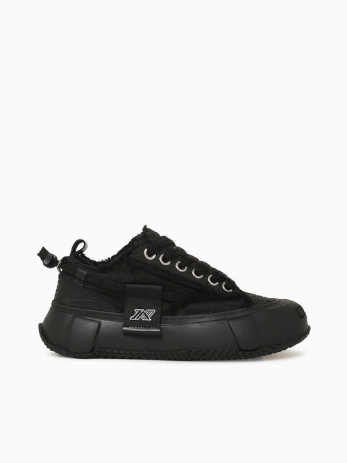 Elevate Triple Black Black / 7 / M