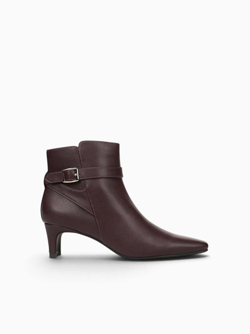 Fawn Mulberry Burgundy Smooth Wine / 5 / M