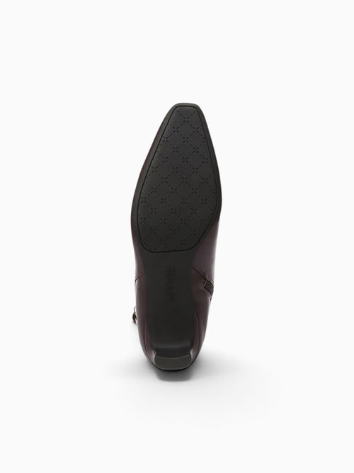 Fawn Mulberry Burgundy Smooth Wine / 5 / M