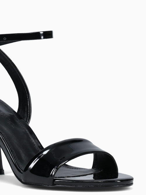 Cameron Black Patent Black / 5 / M