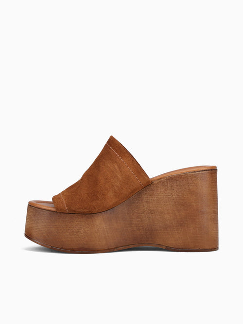 1253 Cuoio Suede Tan / 36 / M