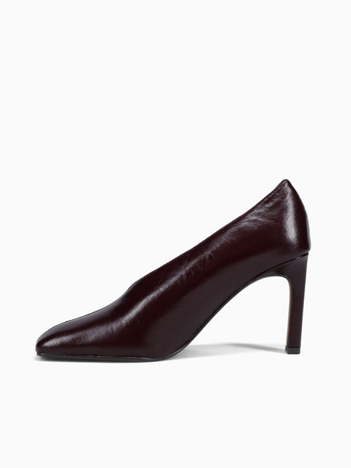 Mariana Merlot Leather Wine / 5 / M