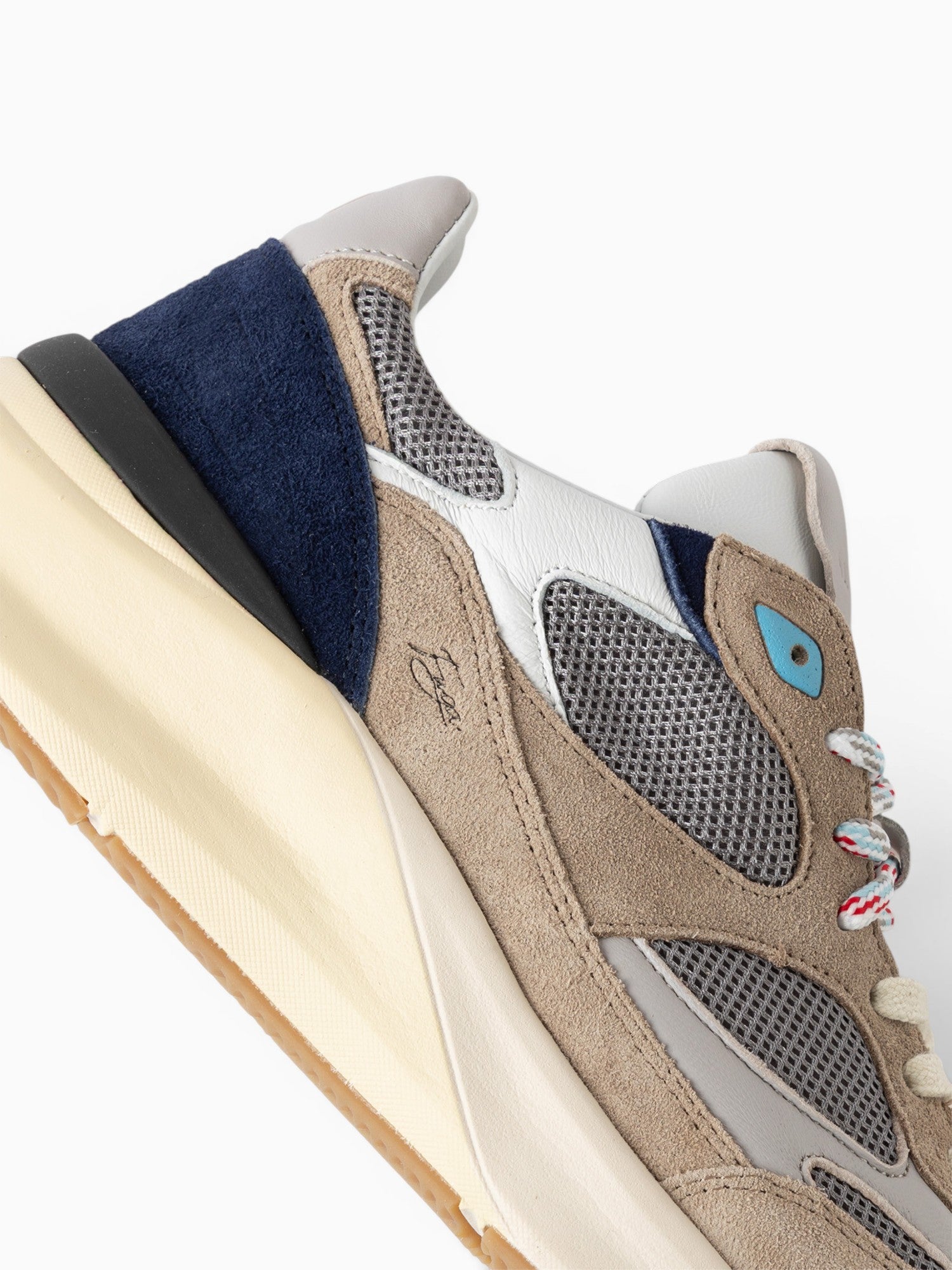 Fuga 20 Colored Mudblue Leather Blue / 41 / M
