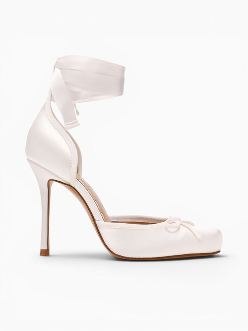 Larina Ivory Satin Off White / 5 / M