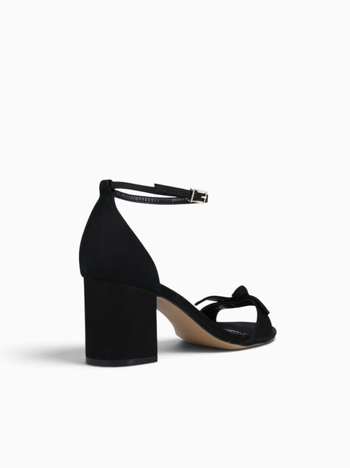 Amelia Black Nobuck Black / 5 / M