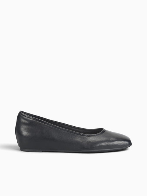 Poppy Black Leather Black / 6 / M