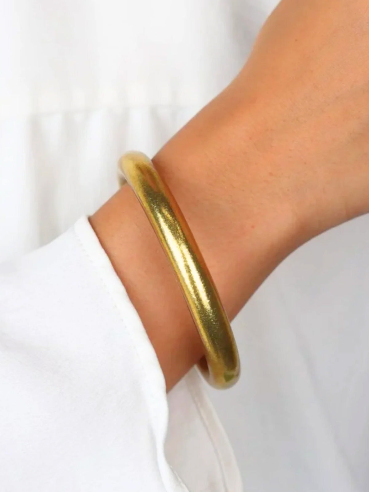 Koi Lumiere Tzubbie All Weather Bangle Gold / S