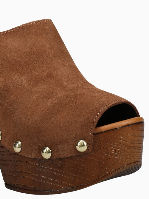 7551 Cuoio Suede Brown / 36 / M