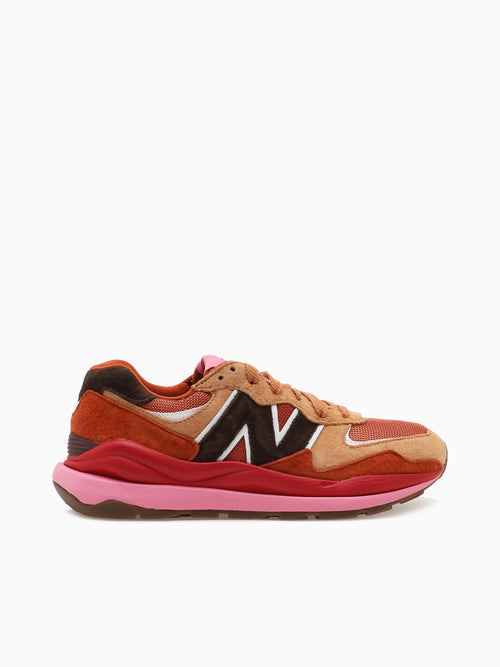 5740 M5740BP ChocolateBrownBubblegum Brown / 7 / M