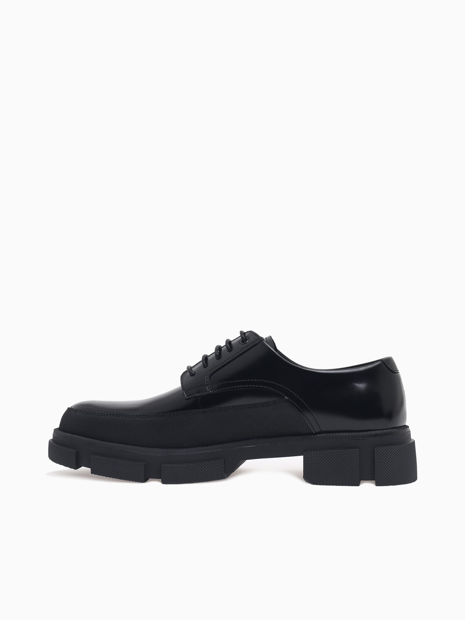 Allen Black Calf Leather Black / 7 / M
